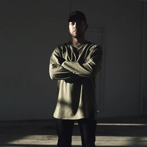 Meet your Posher, Vito